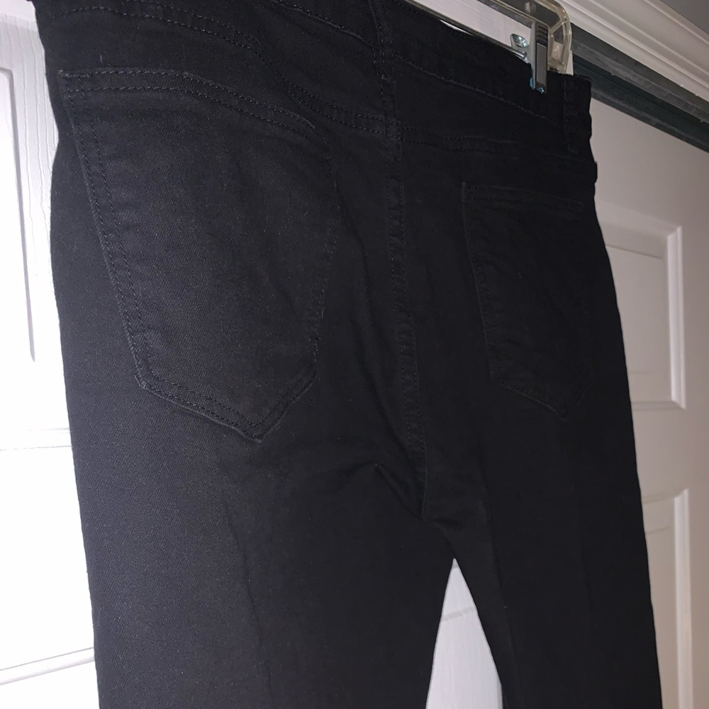 Black Jeans - Picture 2 of 3